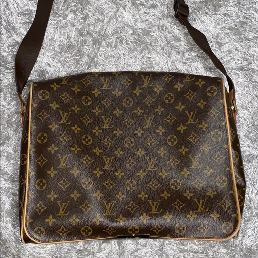 Louis Vuitton monogram abbesses bag